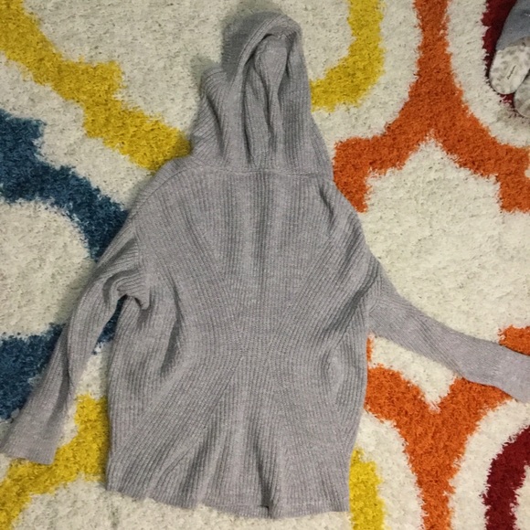 VS cozy heavy knit sweater cardigan - Picture 2 of 3